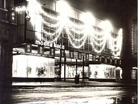 Robna kuća 'Standard konfekcija', Praška ulica, za Novu godinu